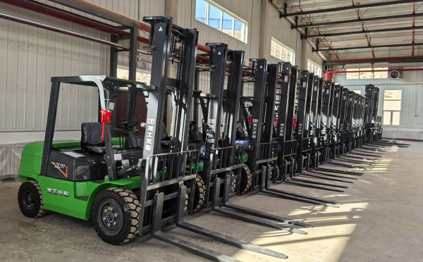 从性能到售后：评估临夏叉车供应商的五大关键指标