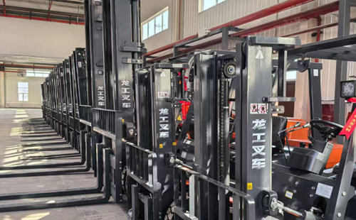 如何根据环境选择合适的临夏叉车类型？